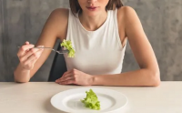 营养专家：节食减肥是愚蠢的行为！