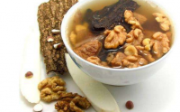 丝瓜茶汤辅助治疗痛风，痛风病人不能吃什么
