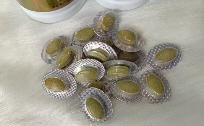 人参灵芝黄芪复合片.jpg 人参灵芝黄芪复合片.jpg